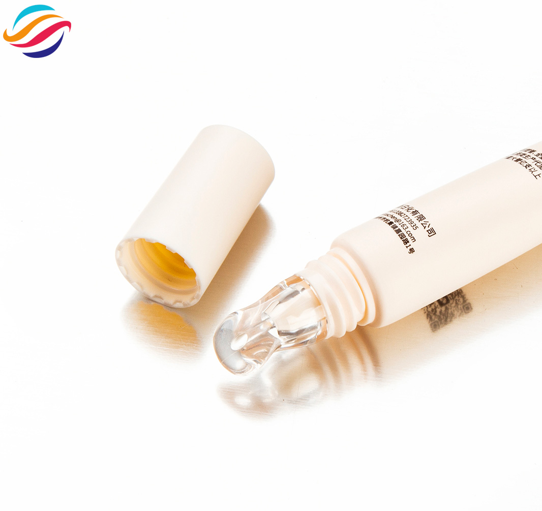 Duckbill Silicone Tip — detail view