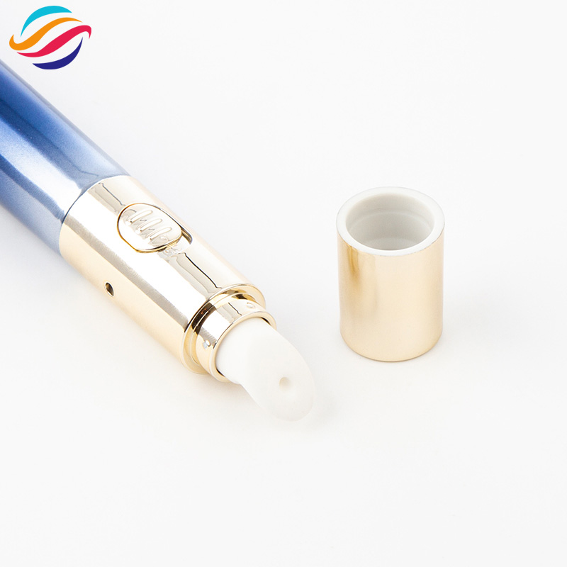 Eye cream massage head view 3