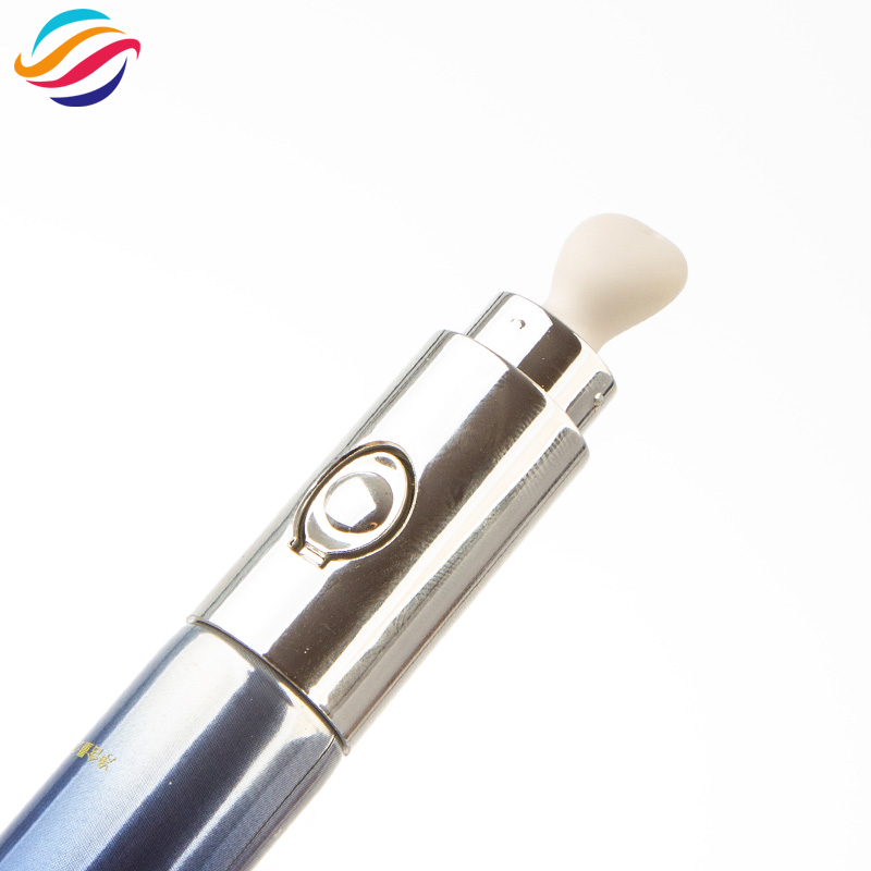 Vibrating silicone massage head view 4