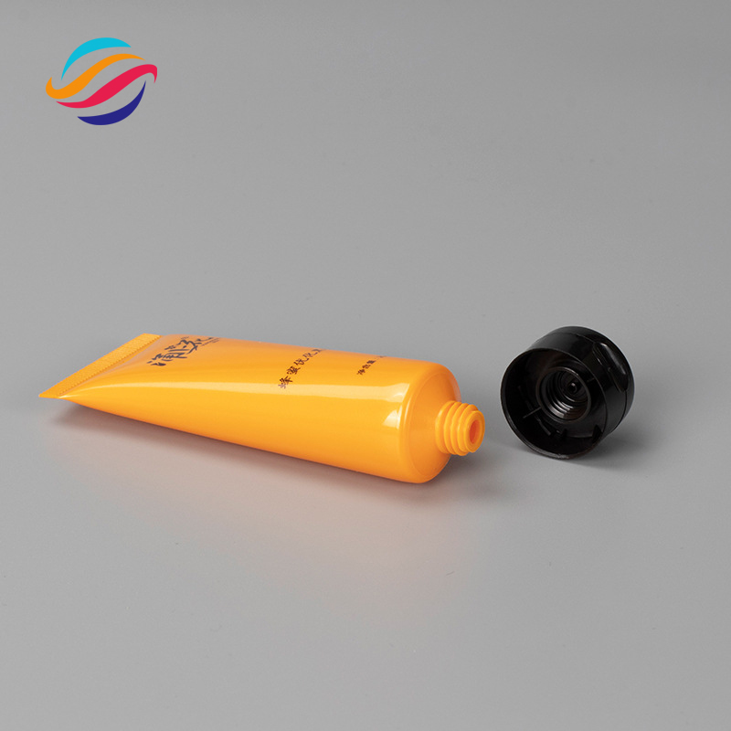 PE flip-top tube view 2