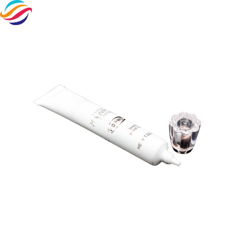 PE plum blossom cover-up primer tube view 4